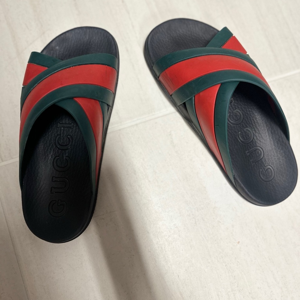 Gucci Red and Green Striped Slides